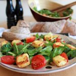 Beerenstarker Smoothie mit Chia-Erdnussbutter Ring
